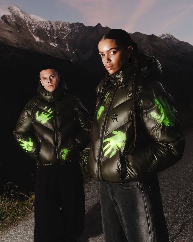 GREEN/BLACK TOUCHPAD PUFFER